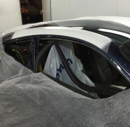 Porsche 911 Accident Damage Repair and Respray Edwalton Nottingham 16: Click Here To View Larger Image