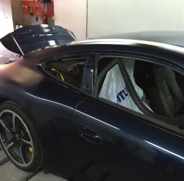 Porsche 911 Accident Damage Repair and Respray Edwalton Nottingham 03: Click Here To View Larger Image