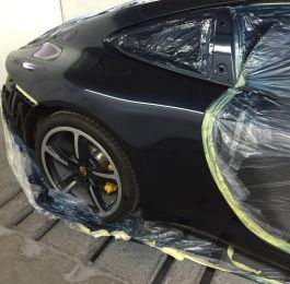Porsche 911 Accident Damage Repair and Respray Edwalton Nottingham 08: Click Here To View Larger Image